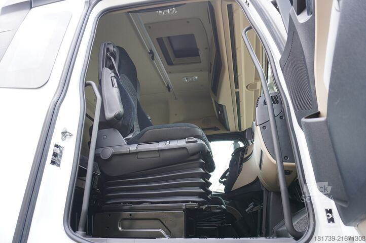 BDF / voor rijopleidingen Mercedes-Benz Actros 2540 6x2/ 10 tho. km!!! / 5 seats