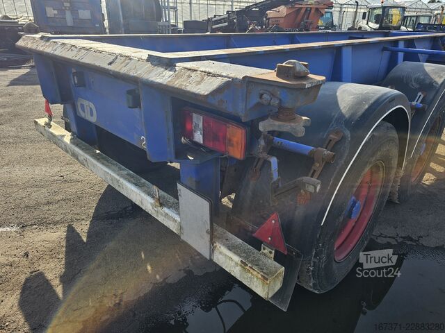 Transport von Containern MKF METALLBAU CS 20 / STEEL SUSPENSION/ BPW DRUM.