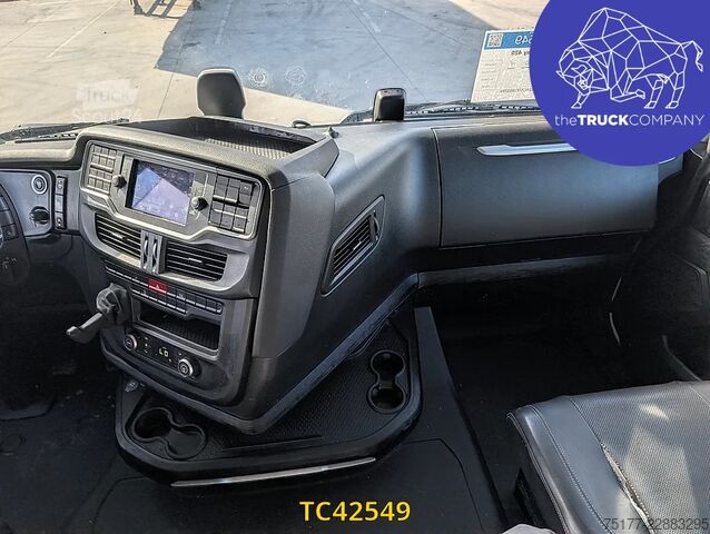 Standard-SZM Iveco S-Way 420