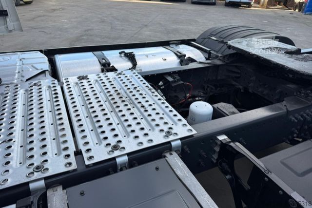 Standardni vlačilec VOLVO FH-500 TC 4x2