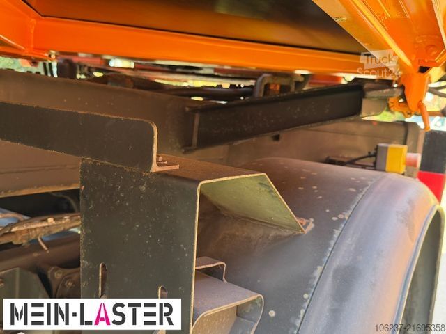 Truck-mounted crane van UNIMOG U 1100 Atlas AK 3006 nur 14.215 km-1. Hand