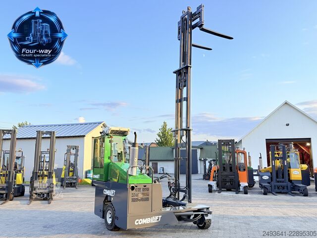 Stivuitor cu patru direcții Combilift C4500 DIESEL TRIPLEX 6000 POSITIONER