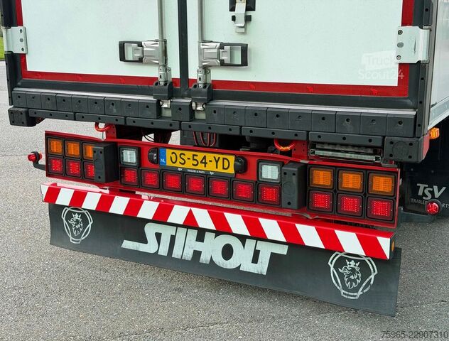 Semi-remorque frigorifique SCHMITZ CARGOBULL N/A SCB*S3B THERMO KING SLXi SCANDI 270 HOOG BLO