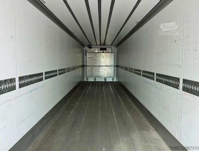 Semi-remorque frigorifique SCHMITZ CARGOBULL N/A SCB*S3B THERMO KING SLXi SCANDI 270 HOOG BLO