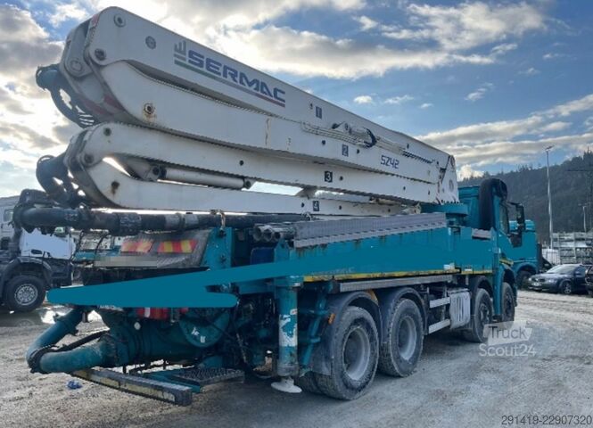 Бетоновоз с помпа MERCEDES-BENZ Arocs 3742 8x4 mit Sermac Betonpummpe Bj 18