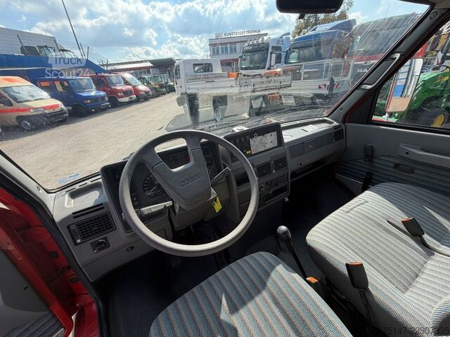 Vrachtwagen met bakwagen IVECO 49E10 Turbo Daily Doka 6-Sitzer Feuerwehr TSF-W