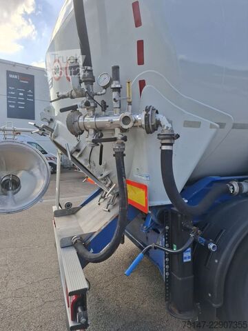 Полуприцеп силоз SPITZER 3 Achs Silo 40 cbm 1 Kammer Liftachse