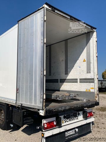 Semiremorcă carosată SCHMITZ CARGOBULL SKO 24 FP 25_ Doppelstock_ Türen_ verzinkt