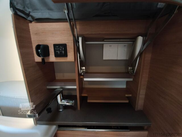 Pusiau integruotas kemperis KNAUS X-Cursion CUVISION 500 MQ  ,mit Slide Bett,4pers