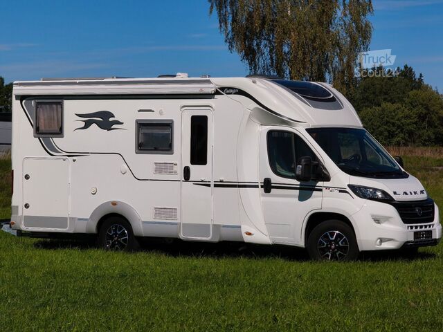 Pusiau integruotas kemperis LAIKA Ecovip 329, Längsbetten/Hubbett