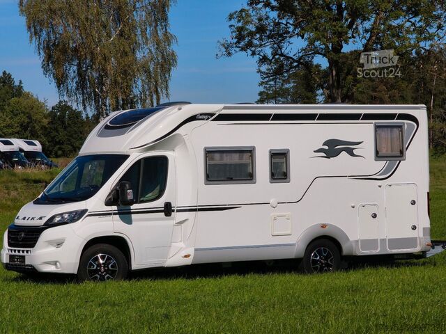 Pusiau integruotas kemperis LAIKA Ecovip 329, Längsbetten/Hubbett