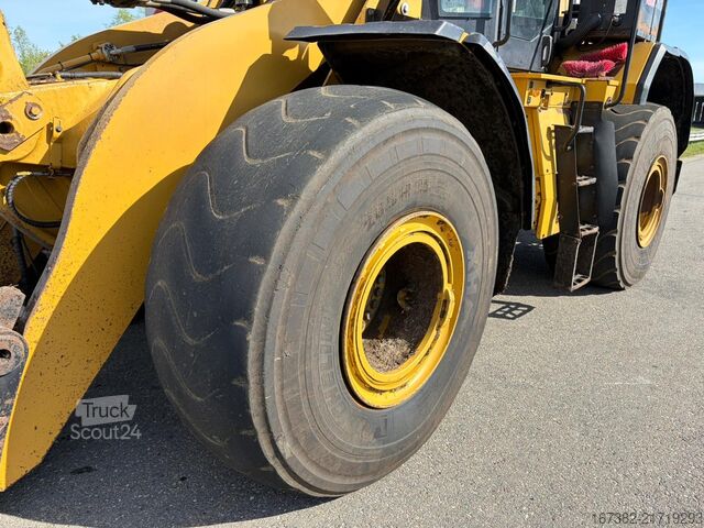 Lader Caterpillar 966 14A