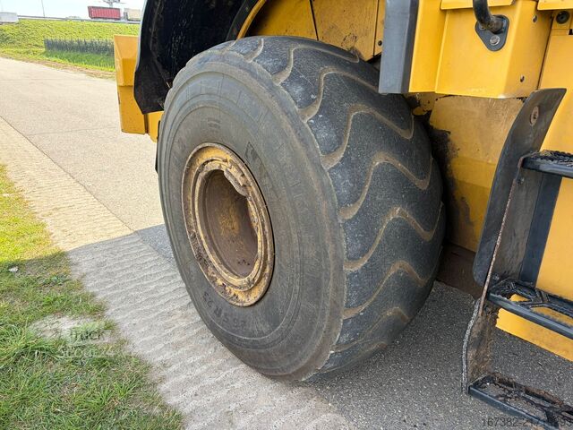 Lader Caterpillar 966 14A