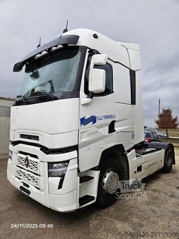 Standardni vlačilec Renault T 480