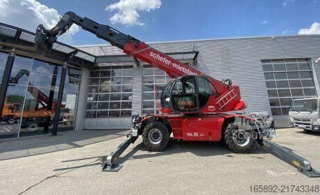 Teleskopski utovarivač Magni RTH 6.30 SH