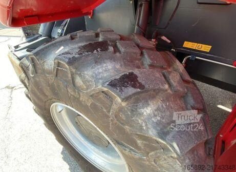 Teleskopski utovarivač Magni RTH 6.30 SH