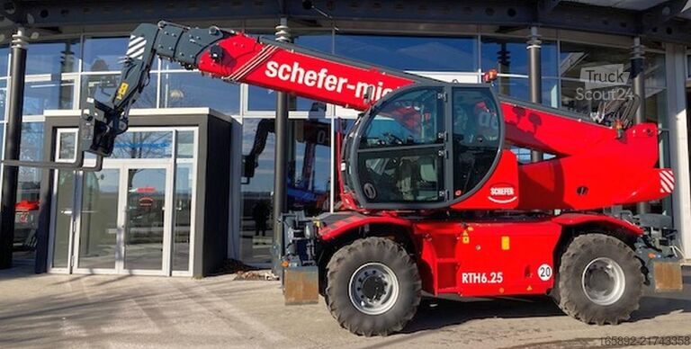 Teleskopski utovarivač Magni RTH 6.25