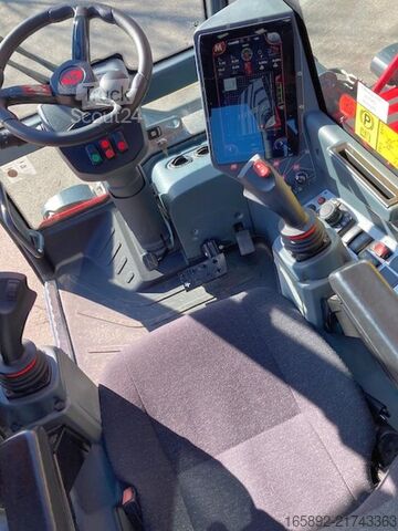 Teleskopski utovarivač Magni RTH 6.30 SH