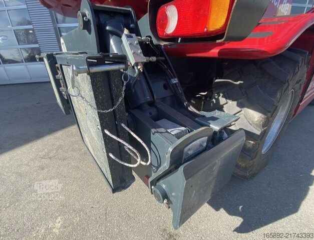 Teleskopski utovarivač Magni RTH 6.30 SH