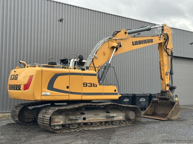 Pelleteuse sur chenilles Liebherr R936 LC