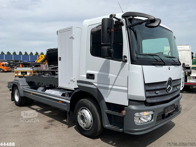 Kampókaros rendszer Mercedes-Benz Atego 1218 Euro 6 Manual 7 Ton haakarmsysteem
