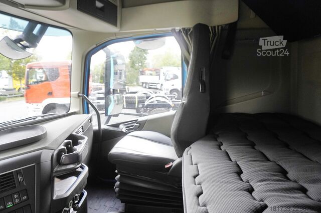 BDF / ADR Volvo FH 500 6x2 / 299 tho. km / 2024/ 3 units
