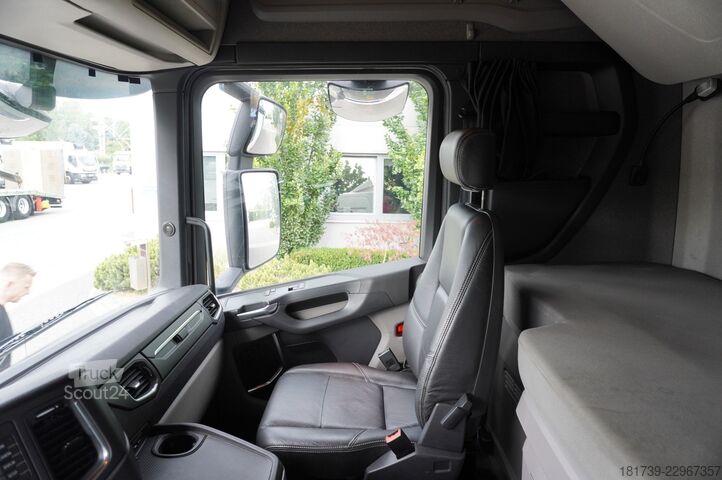 Plachta SCANIA R540 6x2 / Curtainsider 19 EPAL/ cap 16t
