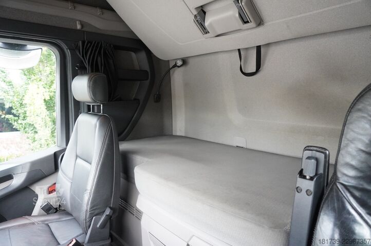 Plachta SCANIA R540 6x2 / Curtainsider 19 EPAL/ cap 16t