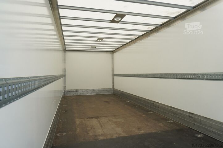 Kontejner DAF LF 12.210 18-pallet container with tail