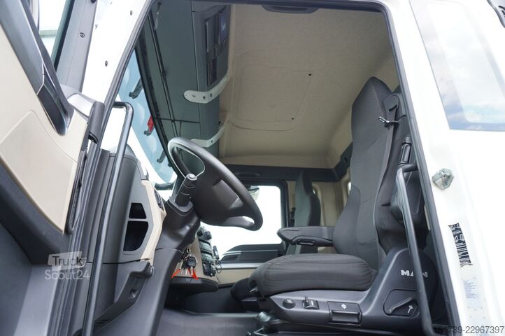 Платформа із краном MAN TGS 26.420 6×4 / Fassi F215A.2.24 / 6,7m