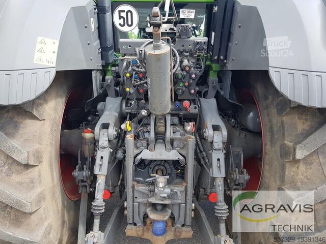 Tractor Fendt 828 VARIO S4