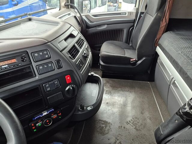 Tractor estándar DAF XF 530 FT SUPER SPACE CAB ZF INTARDER