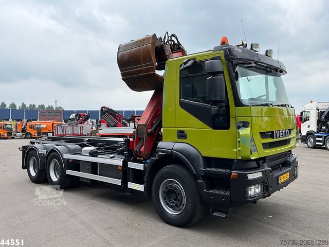 Système de câbles Iveco AD260T41 6x4 HMF 16 Tonmeter Z-kraan