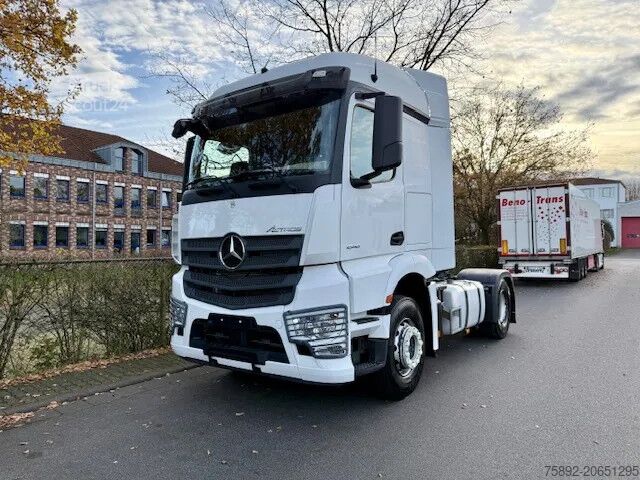 Standard-SZM Mercedes-Benz Actros 1848 StreamSpace 2,30/ Eu 6 / 121 Tkm