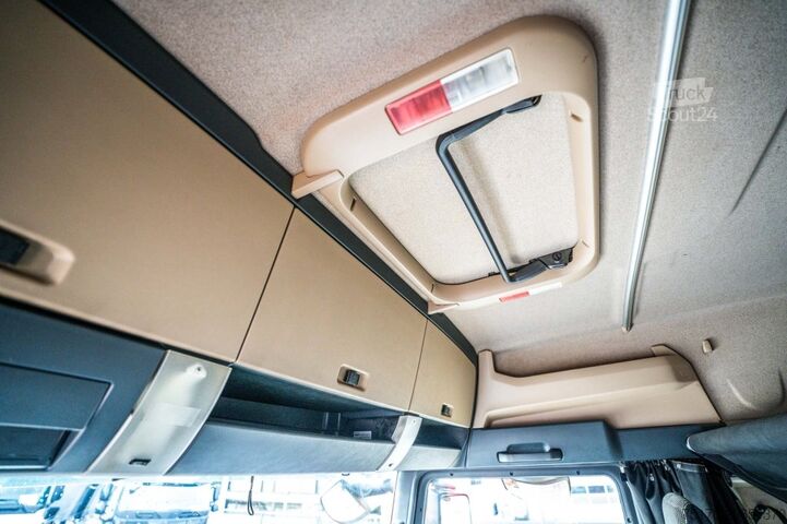 Standaard-SZM MAN TGX 18.470 XLX BLS+KIPHYDR.