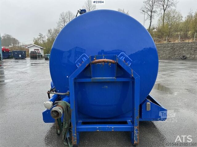 Veículo de aspiração  Slamtank 18.000 liter