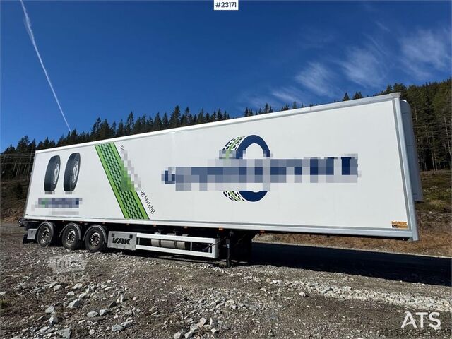 Рефрижераторне/заморожене транспортування VAK Skapsemi Box Semi-Trailer with full side opening a