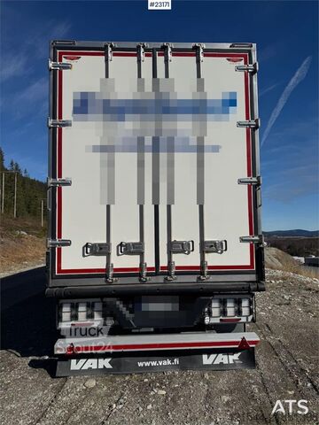 Рефрижераторне/заморожене транспортування VAK Skapsemi Box Semi-Trailer with full side opening a
