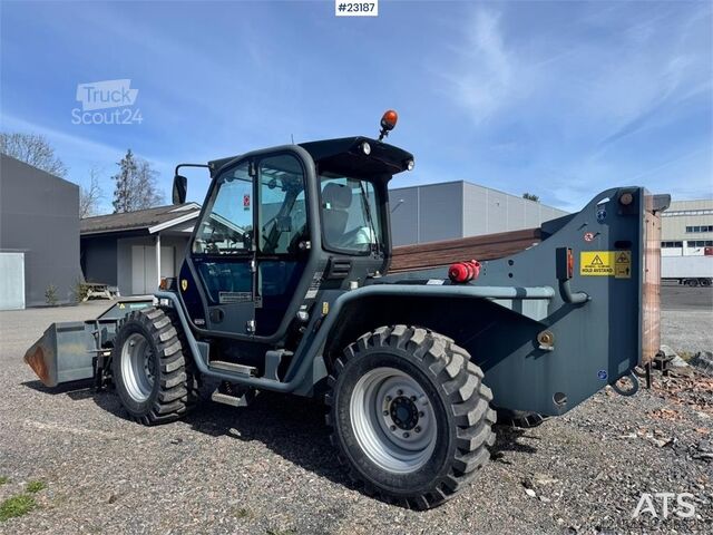 навантажувач Merlo P40.17 telehandler w/ bucket – pallet forks – jib