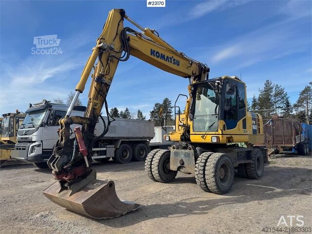 حفارة ذات عجلات Komatsu PW160-8 Wheel Excavator with tilt and 2 buckets