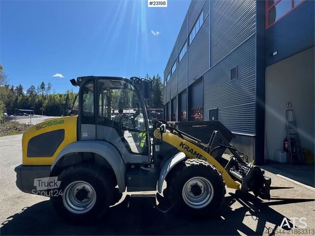 رافعة التحميل Kramer 5055E Wheel Loader with plow, pallet forks and 2 b