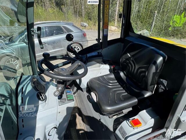 Wheel loader Kramer 5055E Wheel Loader with plow, pallet forks and 2 b