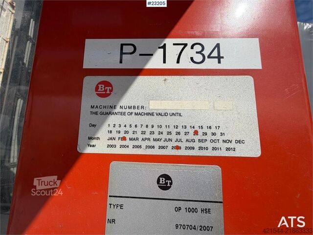 Gaffeltruck BT Plukktruck-stabletruck, charger