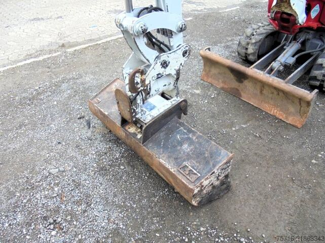 Miniescavatore Takeuchi TB 216 A