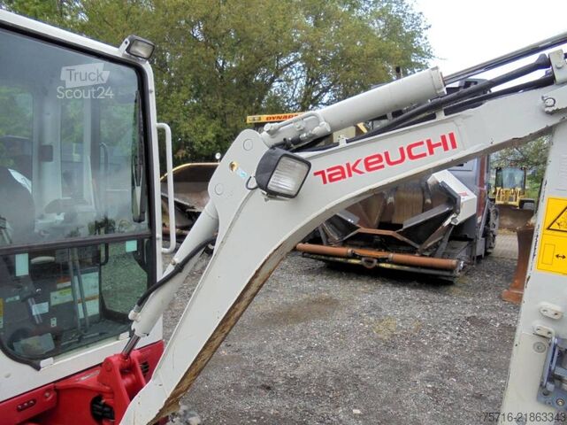 Miniescavatore Takeuchi TB 216 A