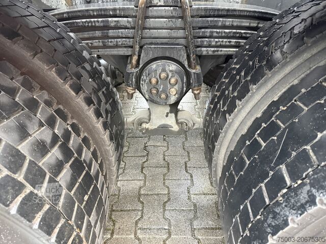 Billenő teherautó MAN TGS 35.440 8X4 BB VDL Haken