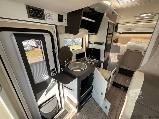 Half-integraal camper FORSTER T 669 EB, Fahrradträger, Markise, Radio DAB+