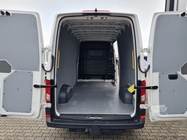 Høy tak varebil VW Crafter 35 Kasten TDI LR L4H2 KLIMA KAMERA AHK