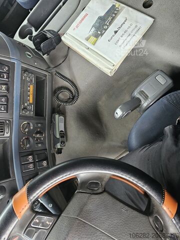 Camião basculante VOLVO FM-480-37 8x4 Kipper Ad-Blue Lift-Lenk