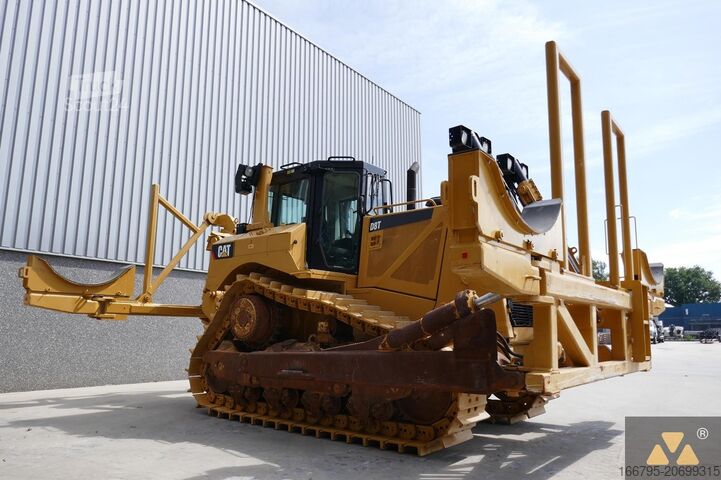 Pipe layer Caterpillar D8T Pipe carrier